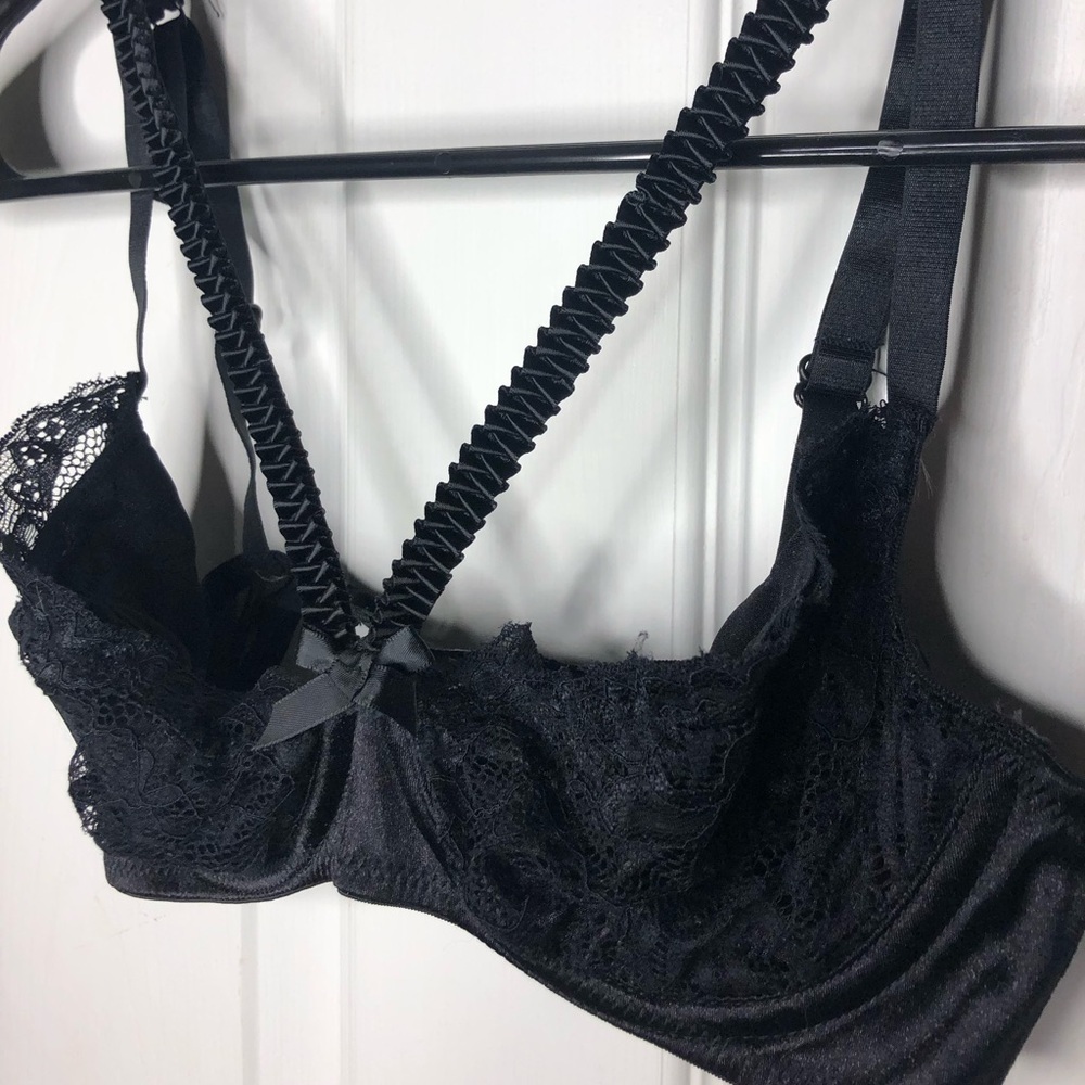 Risque One size fits all Two-part cup construction with lace & strappy details